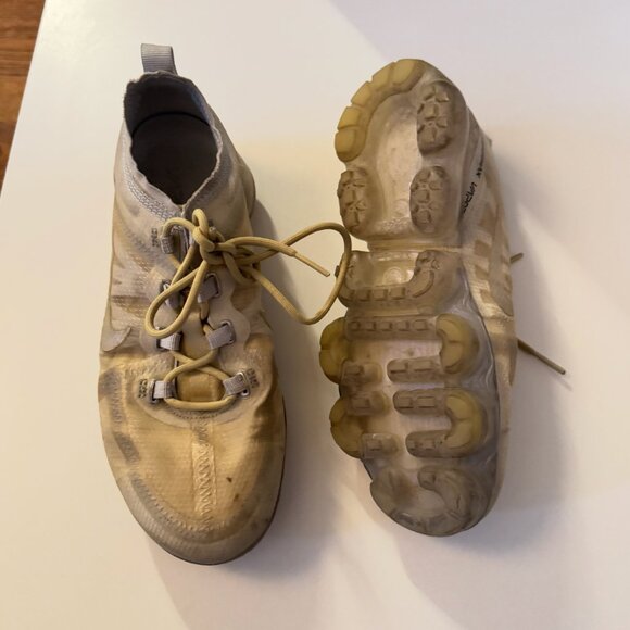 Nike Air VaporMax – Beige/Neutral (Worn-In / Distressed Look) - Picture 2 of 3